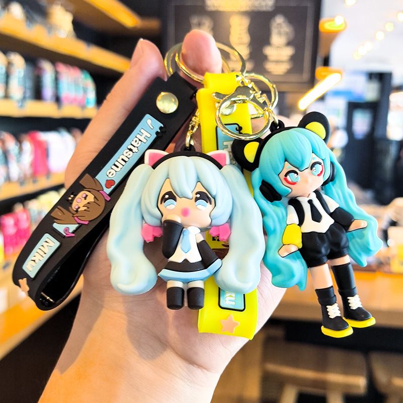 Hatsune Miku Keychain Cartoon  - Car Accessories Cute recension och pris